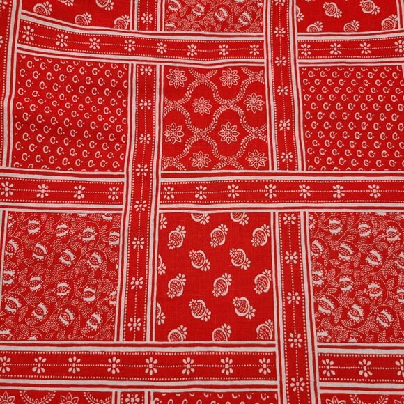 Concord Fabrics Inc Red and White Panels Cotton Fabric 3 Yards 44" Wide - Picture 3 of 5